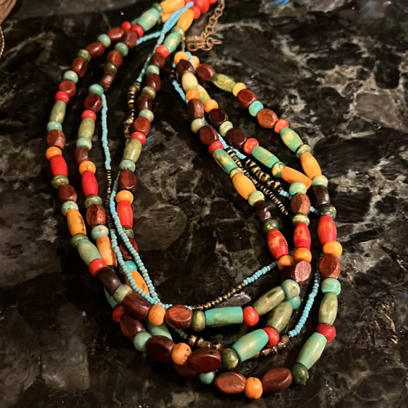 Three colorful necklaces - Picture 6 of 9